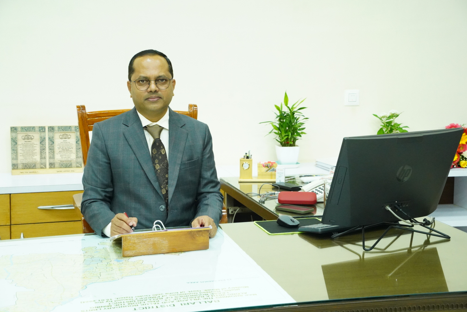 ಗ್ಯಾಸ್ ಸಿಲಿಂಡರ್ ಬುಕಿಂಗ್‌ನಲ್ಲಿ ತಾಂತ್ರಿಕ ವ್ಯತ್ಯಯ; ಆತಂಕ ಪಡುವ ಅಗತ್ಯವಿಲ್ಲ- ಡಿಸಿ ನಾಗೇಂದ್ರ ಪ್ರಸಾದ್.ಕೆ