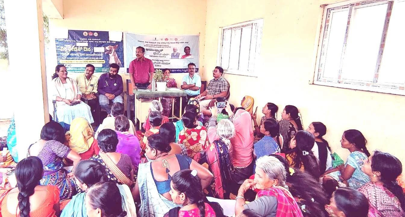 ಕುಟುಂಬದಲ್ಲಿ ಮಹಿಳೆಯರ ಆರೋಗ್ಯಕ್ಕೆ ಹೆಚ್ಚಿನ ಒತ್ತು ನೀಡಿ: ಜಿಲ್ಲಾ ಆರ್‌ಸಿಹೆಚ್ ಅಧಿಕಾರಿ ಡಾ. ಹನುಮಂತಪ್ಪ ಕರೆ