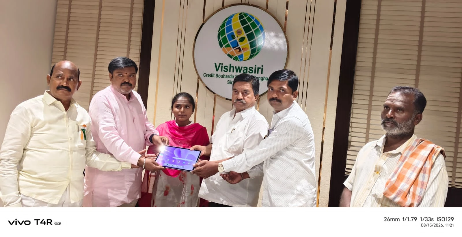 ಪ್ರತಿಭಾವಂತ ವಿದ್ಯಾರ್ಥಿನಿಗೆ ವಿಶ್ವಸಿರಿ ಸಹಕಾರಿಯಿಂದ ಶೈಕ್ಷಣಿಕ ನೆರವು